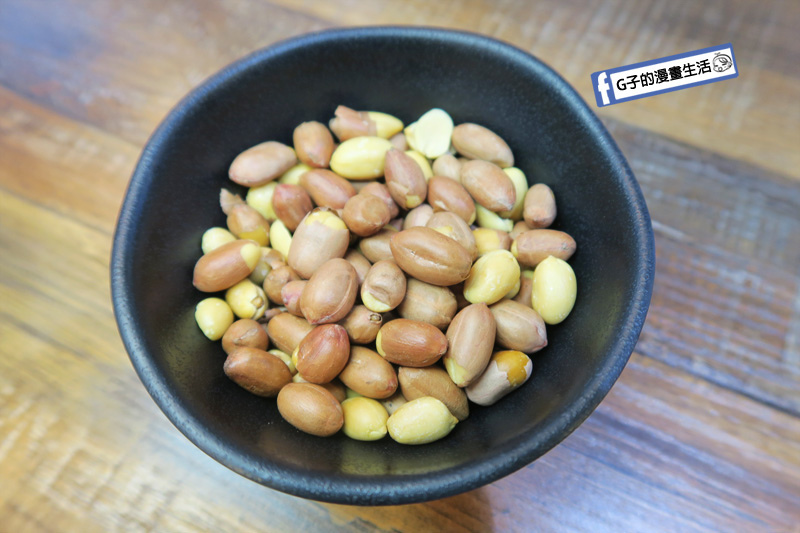 板橋-火夯seafood 海鮮燒烤.平價燒烤.生蠔.牛小排.滷肉飯