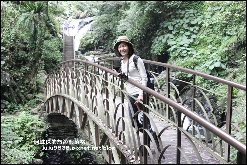 新寮瀑布17.JPG