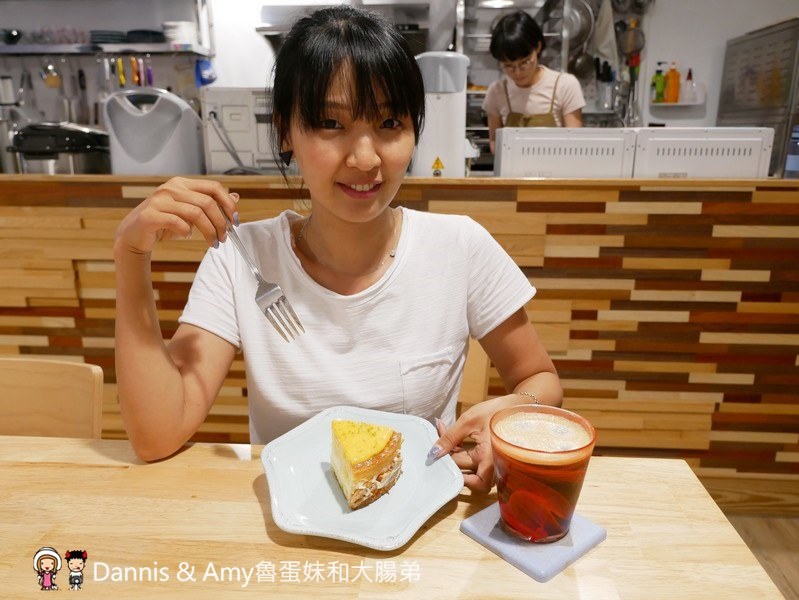 《新竹甜點推薦》吉十咖啡廳GODSPEED CAFÉ & BAKERY。低調卻超美味的手工甜點肉桂捲x早午餐x手沖咖啡飲料︱卡爾登飯店中華館旁（影片）