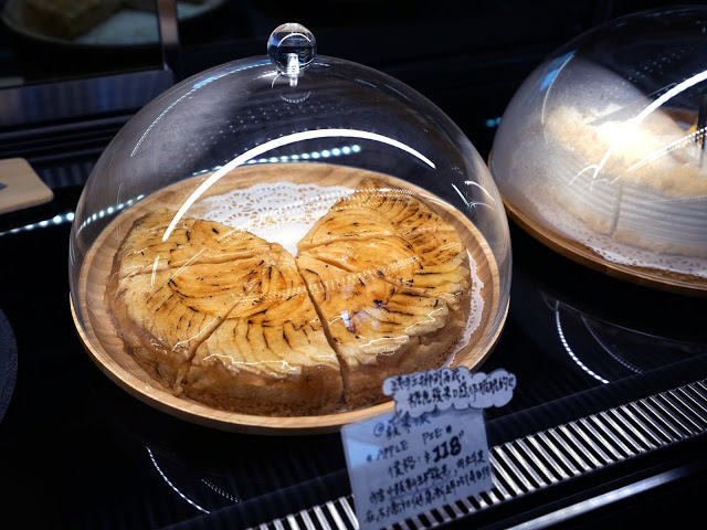 新竹甜點店推薦。吉十咖啡。肉桂捲漢堡、小山圓抹茶醬戚風蛋糕超好吃~精品手沖咖啡、專業烘焙教室私心推薦~