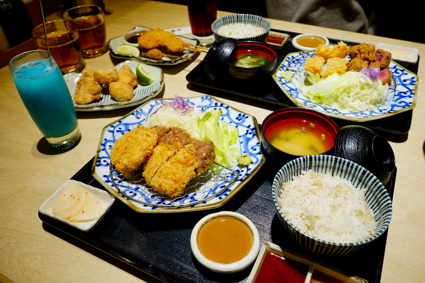 美食｜台北 京都勝牛(台北京站店) 日本炸牛排名店 台北車站美食、京站美食推薦！