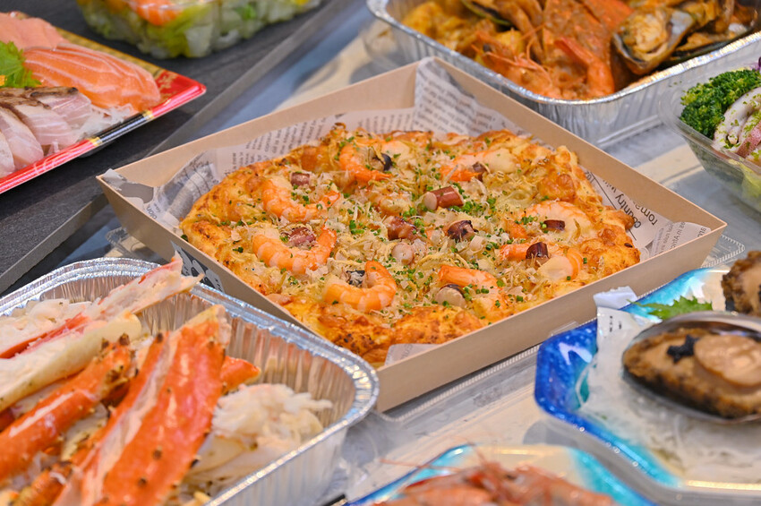 台中市北屯區台中最夯海鮮批發超市 假日海鮮市集巨無霸烤龍蝦必吃/阿布潘水產