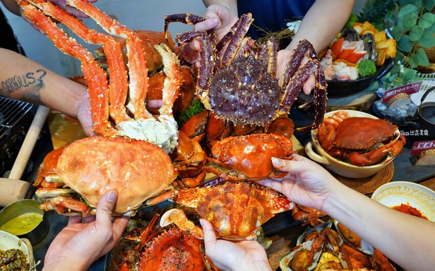 【台中】 阿布潘水產｜就是要霸氣吃蟹，最多秋蟹海鮮市場！超多活體海鮮，美味螃蟹料理，一次滿足老饕味蕾