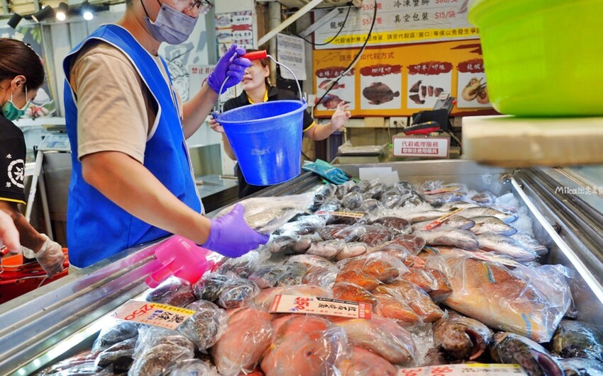 【台中】 阿布潘水產｜就是要霸氣吃蟹，最多秋蟹海鮮市場！超多活體海鮮，美味螃蟹料理，一次滿足老饕味蕾