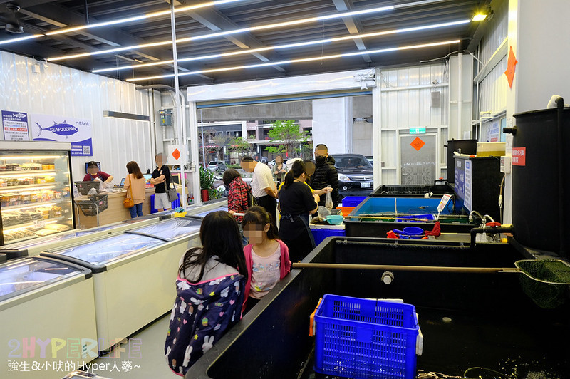 台中北屯,台中新鮮水產,台中新鮮漁貨,台中水產,台中水產市場,台中漁獲,台中漁貨,台中魚貨市場,大坑,新鮮海產購買,新鮮魚貨哪裡買,海鮮宅配,海鮮市場,海鮮市場 專業水產,海鮮直播,火鍋,稀有海產,鍋物,阿布潘水產,高檔海鮮,魚貨市場,龍蝦螃蟹 @強生與小吠的Hyper人蔘~