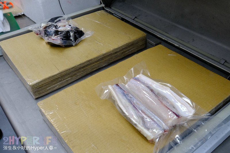 台中北屯,台中新鮮水產,台中新鮮漁貨,台中水產,台中水產市場,台中漁獲,台中漁貨,台中魚貨市場,大坑,新鮮海產購買,新鮮魚貨哪裡買,海鮮宅配,海鮮市場,海鮮市場 專業水產,海鮮直播,火鍋,稀有海產,鍋物,阿布潘水產,高檔海鮮,魚貨市場,龍蝦螃蟹 @強生與小吠的Hyper人蔘~