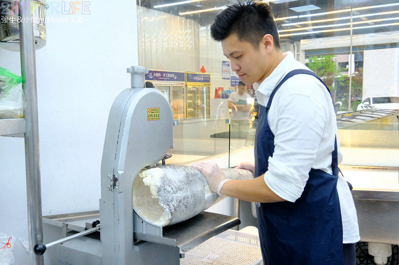 台中北屯,台中新鮮水產,台中新鮮漁貨,台中水產,台中水產市場,台中漁獲,台中漁貨,台中魚貨市場,大坑,新鮮海產購買,新鮮魚貨哪裡買,海鮮宅配,海鮮市場,海鮮市場 專業水產,海鮮直播,火鍋,稀有海產,鍋物,阿布潘水產,高檔海鮮,魚貨市場,龍蝦螃蟹 @強生與小吠的Hyper人蔘~