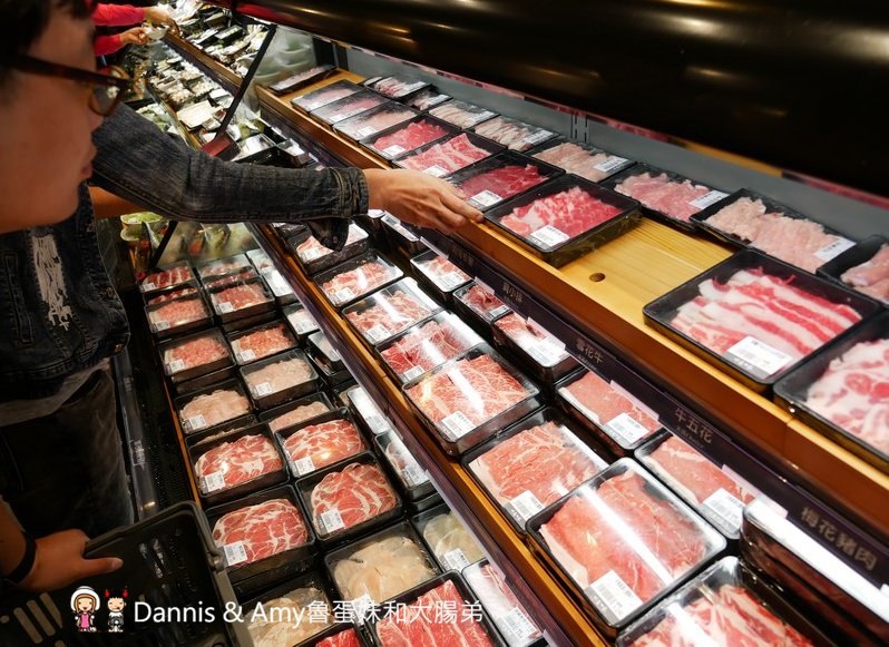 《新竹巨城7樓美食》祥富水產沙茶火鍋超市-巨城店。想吃什麼自己拿海鮮肉品青菜通通有︱平價高檔食材選擇多(影片) 《新竹巨城7樓美食》祥富水產沙茶火鍋超市-巨城店。想吃什麼自己拿海鮮肉品青菜通通有︱平價高檔食材選擇多(影片)