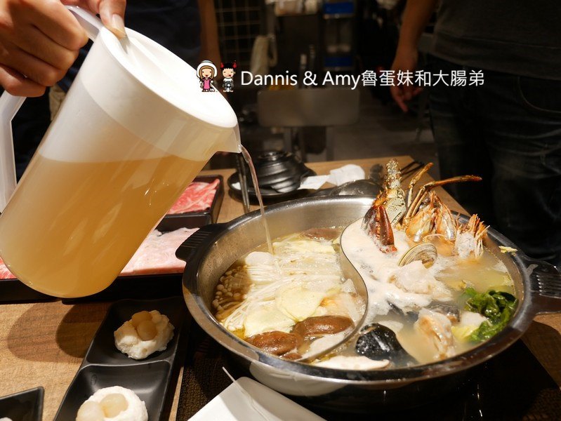 《新竹巨城7樓美食》祥富水產沙茶火鍋超市-巨城店。想吃什麼自己拿海鮮肉品青菜通通有︱平價高檔食材選擇多(影片) 《新竹巨城7樓美食》祥富水產沙茶火鍋超市-巨城店。想吃什麼自己拿海鮮肉品青菜通通有︱平價高檔食材選擇多(影片)