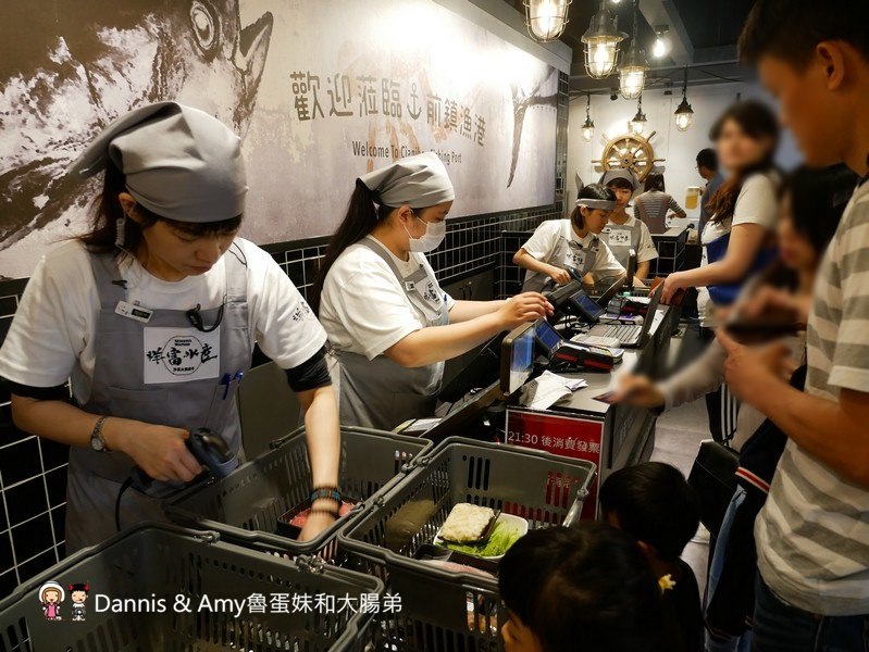 《新竹巨城7樓美食》祥富水產沙茶火鍋超市-巨城店。想吃什麼自己拿海鮮肉品青菜通通有︱平價高檔食材選擇多(影片) 《新竹巨城7樓美食》祥富水產沙茶火鍋超市-巨城店。想吃什麼自己拿海鮮肉品青菜通通有︱平價高檔食材選擇多(影片)