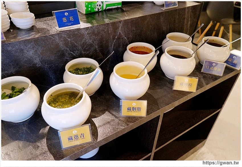 拾鑶火鍋來大里囉!平日午餐188起,飲料無限暢飲、明治冰淇淋吃免驚!!