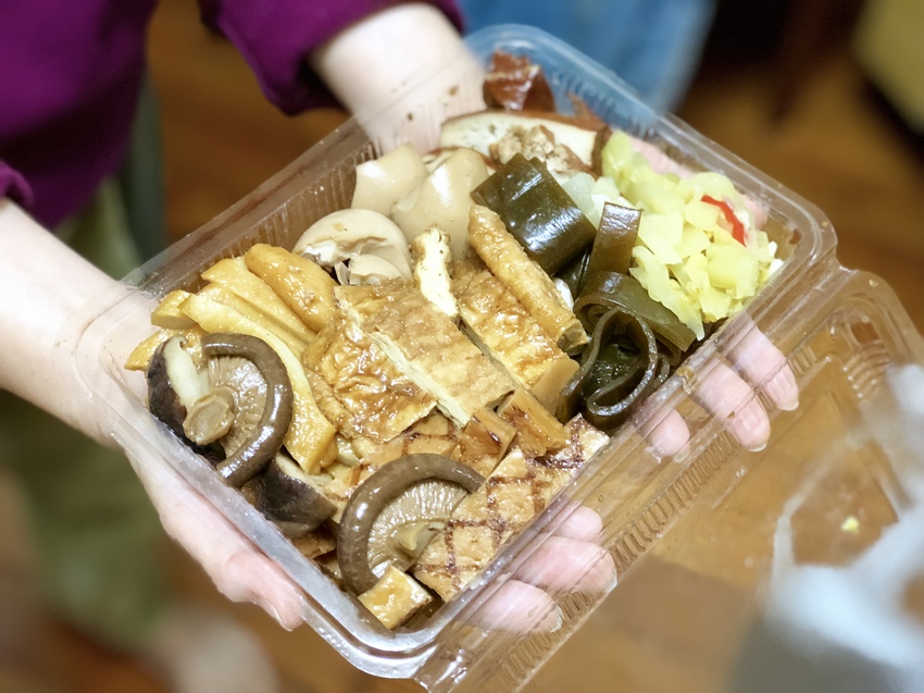 [新北永和] 葉來香滷味智光黃昏市場古早味必吃滷味 / 各種食材均入味好吃