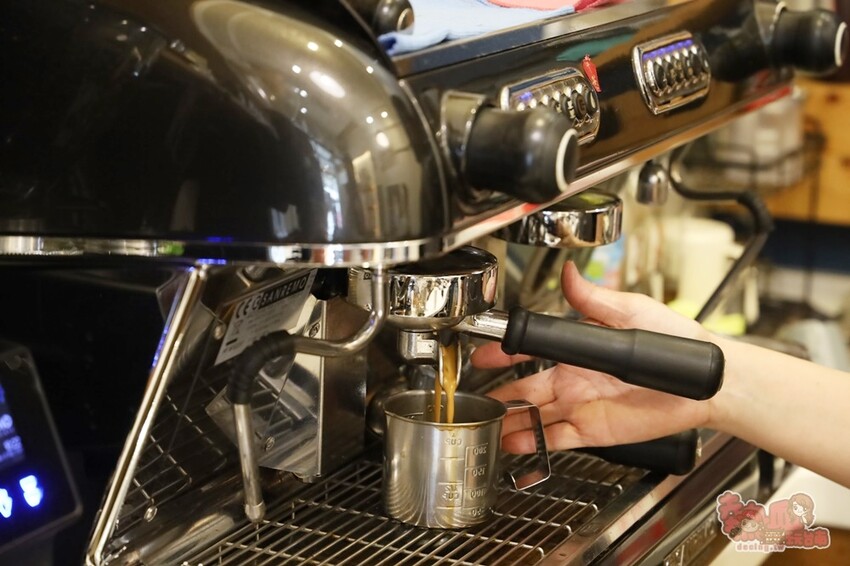 【台南咖啡】大衛洋咖啡！早上七點就營業的咖啡店，早餐輕食都有提供，屬於我們日常的一間店~ - 熱血玩台南。跳躍新世界