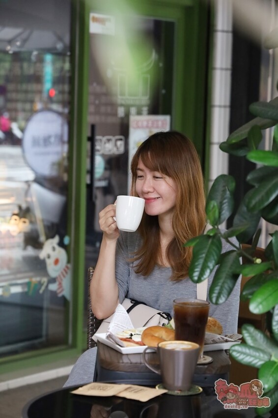 【台南咖啡】大衛洋咖啡！早上七點就營業的咖啡店，早餐輕食都有提供，屬於我們日常的一間店~ - 熱血玩台南。跳躍新世界