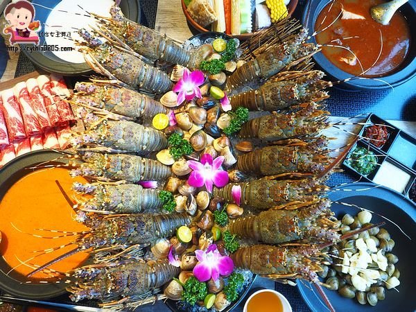 桃園中壢美食-嗑肉石鍋-15隻小龍蝦配25oz肉肉太超值,慶祝母親節就是你啦~~(邀約) @民宿女王芽月-美食.旅遊.全台趴趴走