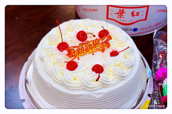 【永和美食】紅葉蛋糕 永和店 ~ 新店報報！永和也有紅葉蛋糕了(附價目表)❤️好吃不甜膩 - 捷運頂溪站