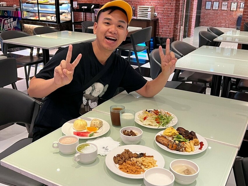 *（高雄飯店）樂逸文旅-六合夜市棒球館～棒球主題飯店大小朋友