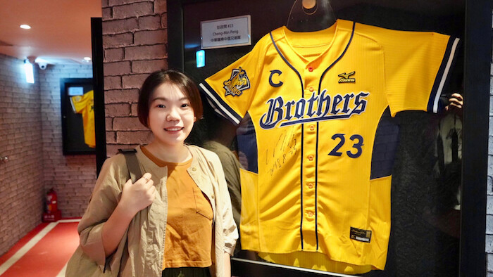 [高雄] 樂逸文旅棒球館｜高雄平價飯店推薦～棒球主題旅館！免費下午茶吃到飽