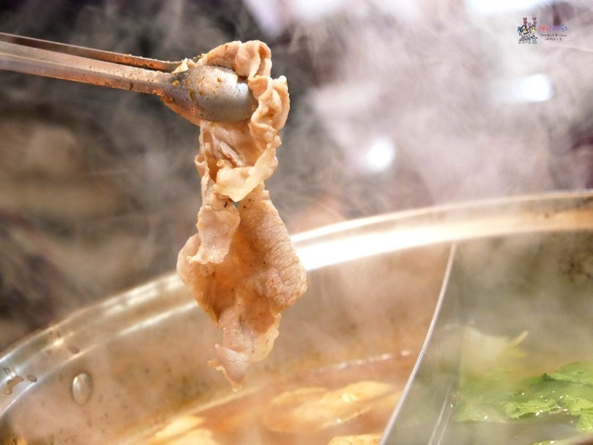 【桃園美食】龍潭大池旁399元吃到飽《越炭越燒》越式串燒烤肉店~第一次嘗試鴨仔蛋~ | 哪哪麻