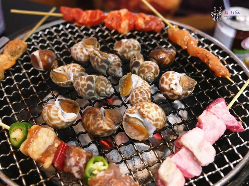 【桃園美食】龍潭大池旁399元吃到飽《越炭越燒》越式串燒烤肉店~第一次嘗試鴨仔蛋~ | 哪哪麻