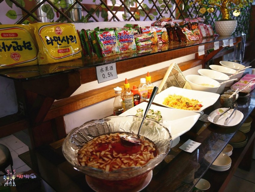 【桃園美食】龍潭大池旁399元吃到飽《越炭越燒》越式串燒烤肉店~第一次嘗試鴨仔蛋~ | 哪哪麻