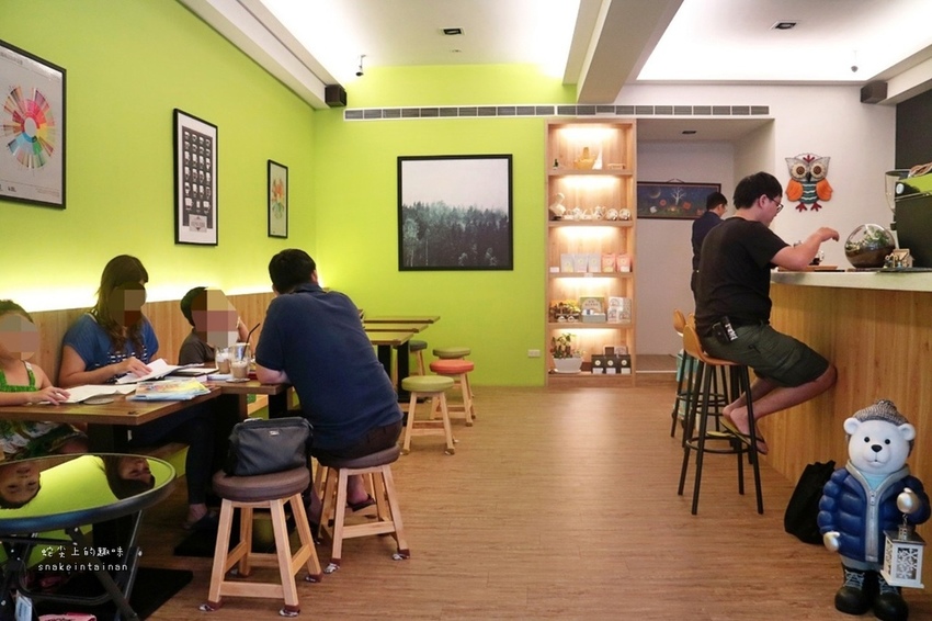 201952_190502_0009.jpg 201952_190502_0009.jpg