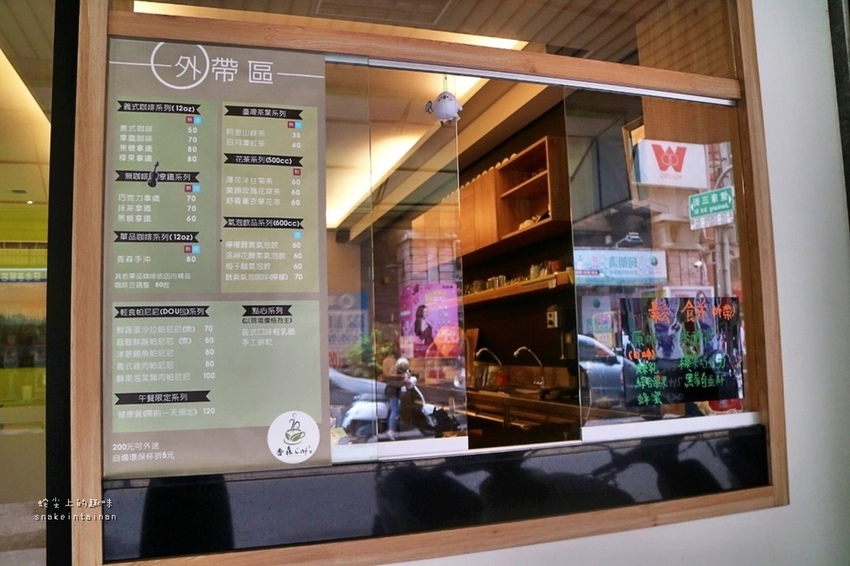 201952_190502_0016.jpg 201952_190502_0016.jpg