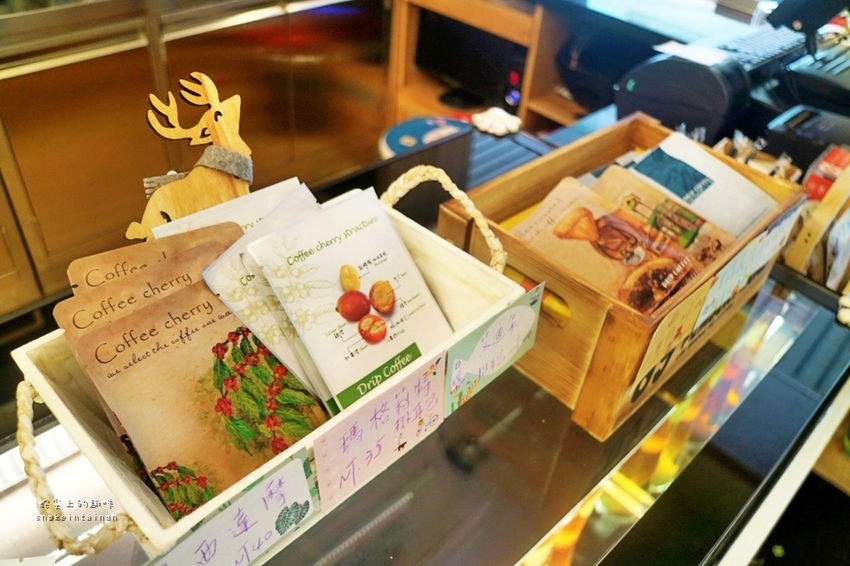 201952_190502_0010.jpg 201952_190502_0010.jpg