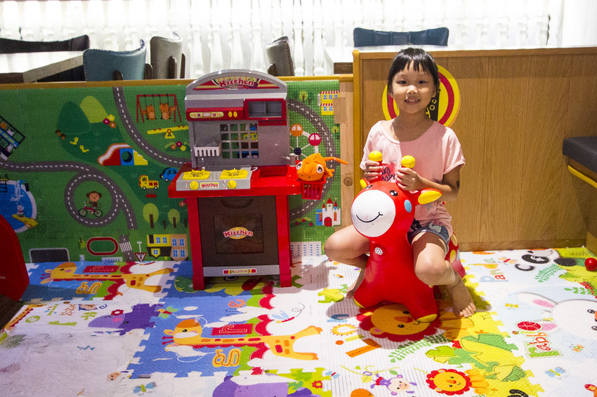 【嘉義住宿】嘉義車站親子飯店|亮點旅店~結合文創、親子與餐飲元素,主題親子房x兒童遊戲區旅行好輕鬆