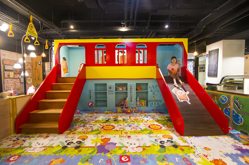 【嘉義住宿】嘉義車站親子飯店|亮點旅店~結合文創、親子與餐飲元素,主題親子房x兒童遊戲區旅行好輕鬆