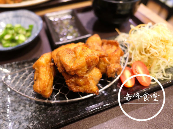 FOOD｜台北中山—Coco Brother 椰兄｜一人享用的泰式定食和香甜椰子冰｜中山站