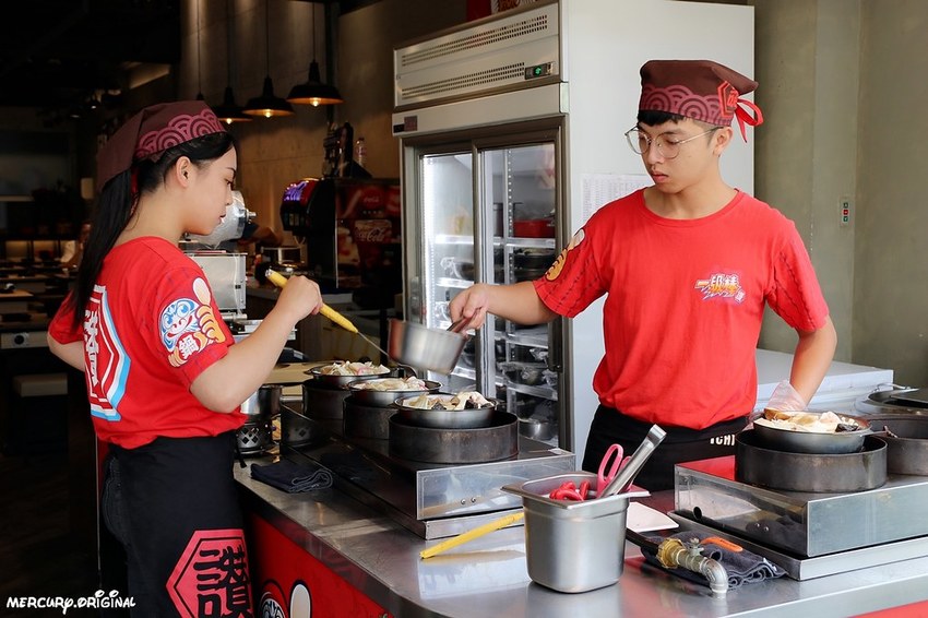 台中南屯公益路小火鍋 一級棒讚火鍋