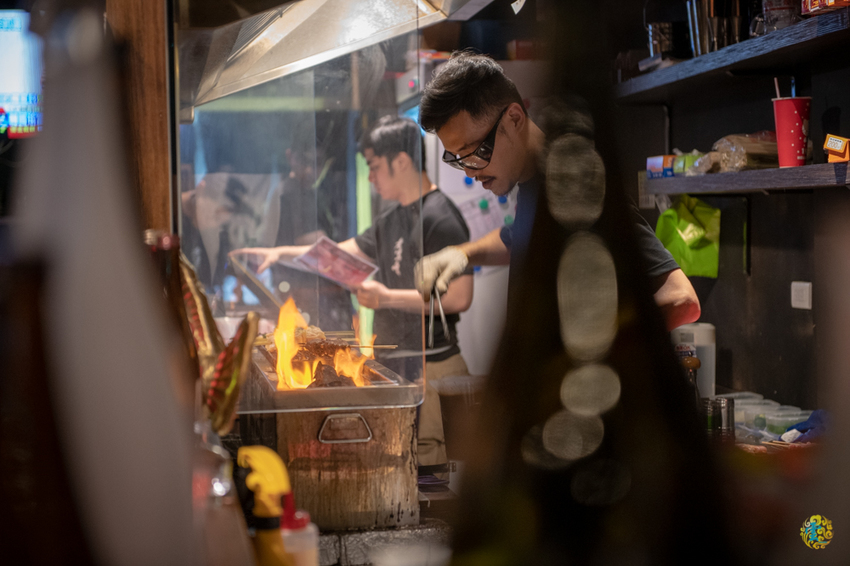新莊美食》老味噌居酒屋 新莊店 - 平價美味串燒 優質的深夜食堂 - 時空幻境 凌雲江海清