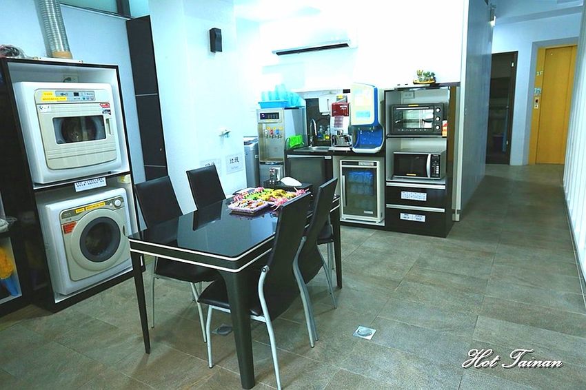 民宿就是遊樂園！充滿童趣的住宿空間：台南樂遊親子民宿 - 熱血玩台南。跳躍新世界