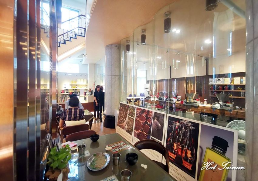 豪宅裡的製油廠,販售家常的好味道:神茶油 Shin Camellia Oil - 熱血玩台南。跳躍新世界