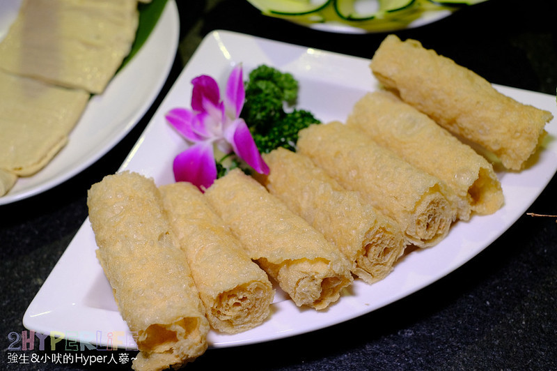 台中中區美食,台中好吃麻辣鍋,台中美食,台中麻辣鍋推薦,必吃麻辣鍋,瓦庫燒肉,瓦庫麻辣鍋,瓦庫麻辣鍋價格,瓦庫麻辣鍋菜單,瓦庫麻辣附近停車場 @強生與小吠的Hyper人蔘~