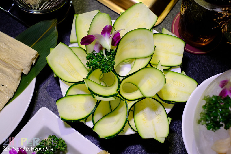 台中中區美食,台中好吃麻辣鍋,台中美食,台中麻辣鍋推薦,必吃麻辣鍋,瓦庫燒肉,瓦庫麻辣鍋,瓦庫麻辣鍋價格,瓦庫麻辣鍋菜單,瓦庫麻辣附近停車場 @強生與小吠的Hyper人蔘~