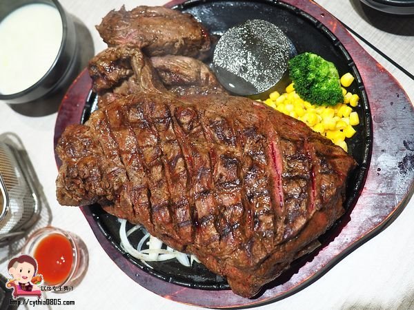 新北中和美食-鬥炙原味炙燒牛排-中和店-64盎司太驚人,大盎司的牛排還是很鮮甜 (邀約) @民宿女王芽月-美食.旅遊.全台趴趴走