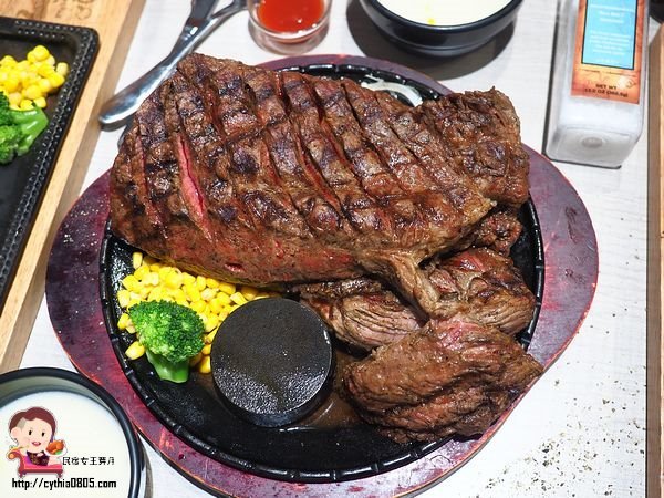 新北中和美食-鬥炙原味炙燒牛排-中和店-64盎司太驚人,大盎司的牛排還是很鮮甜 (邀約) @民宿女王芽月-美食.旅遊.全台趴趴走