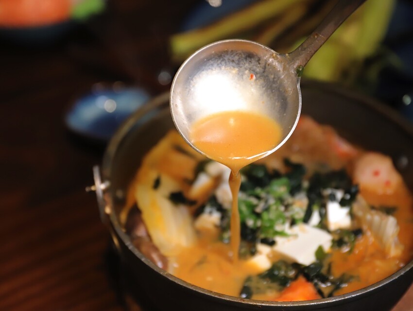 只要230元起就能吃到超美味個人日式定食套餐.5道精緻料理一次享受