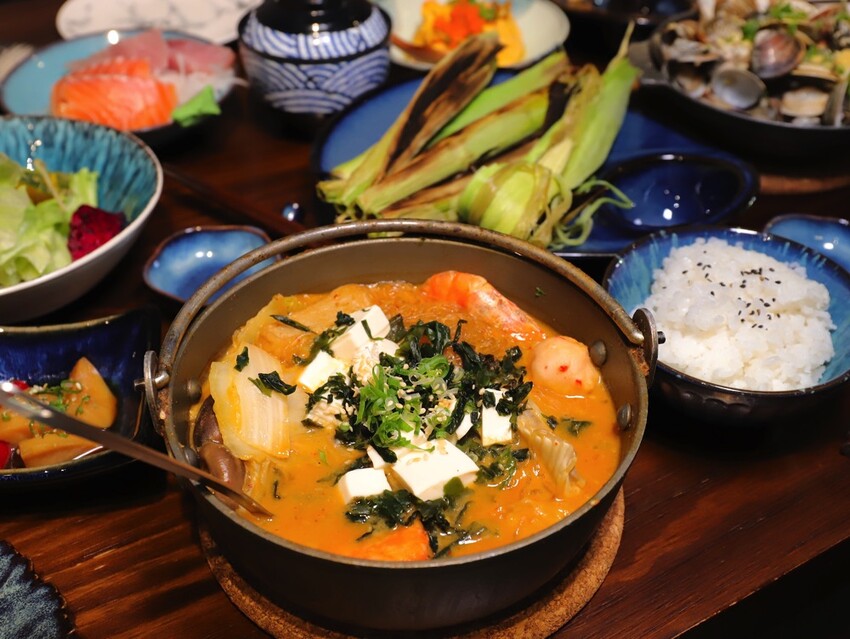 只要230元起就能吃到超美味個人日式定食套餐.5道精緻料理一次享受