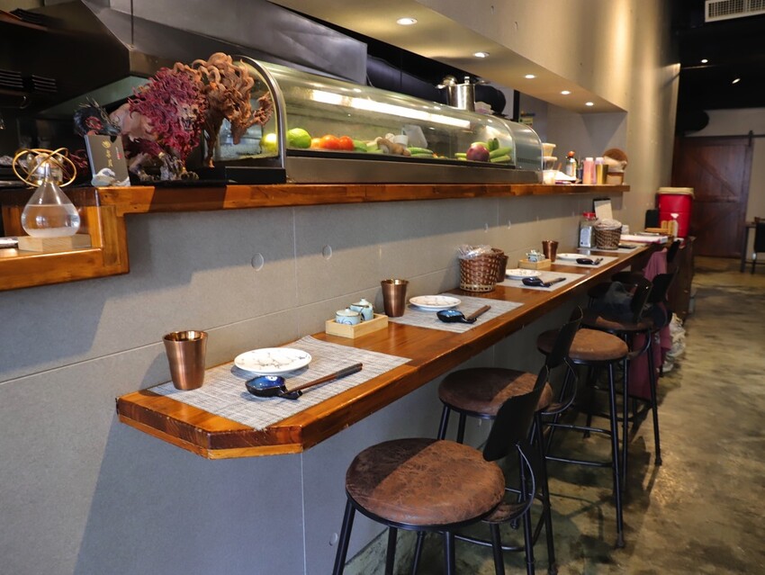 只要230元起就能吃到超美味個人日式定食套餐.5道精緻料理一次享受