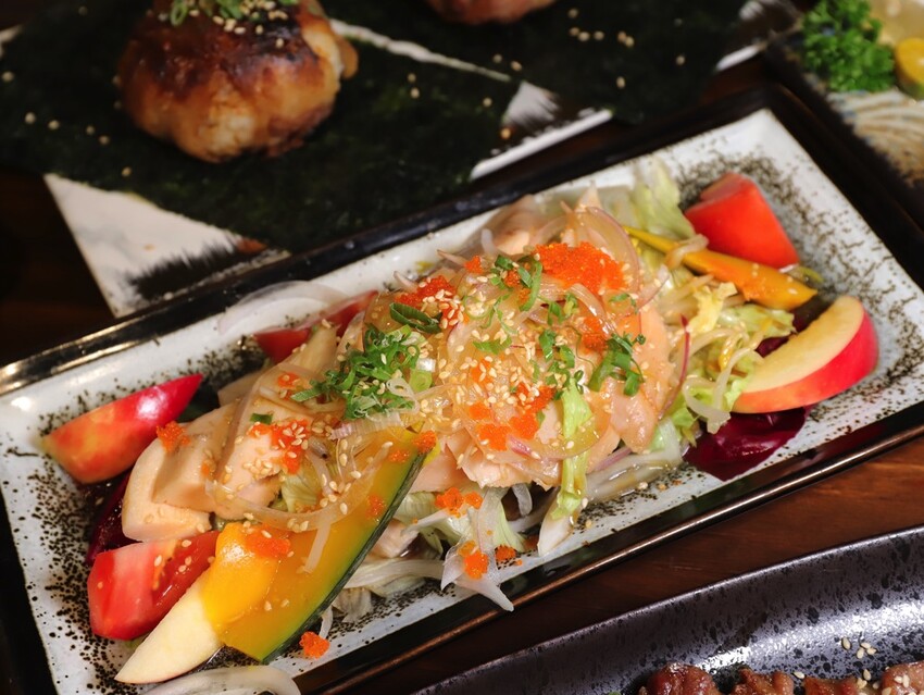 只要230元起就能吃到超美味個人日式定食套餐.5道精緻料理一次享受