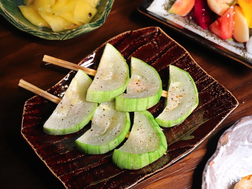 只要230元起就能吃到超美味個人日式定食套餐.5道精緻料理一次享受