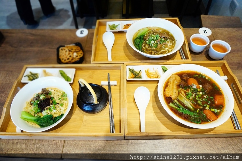 曾蒙牛職人麵舖｜土城牛肉麵.土城美食.土城外送