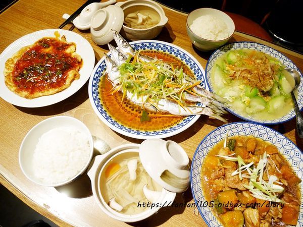 宜蘭住宿【傳藝渡假會館】 #田園間湖畔VILLA #沙坑 #划小船 #餵魚 #一泊二食 #親子住宿 的好去處 (42).JPG