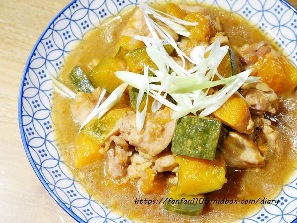 宜蘭住宿【傳藝渡假會館】 #田園間湖畔VILLA #沙坑 #划小船 #餵魚 #一泊二食 #親子住宿 的好去處 (36).JPG