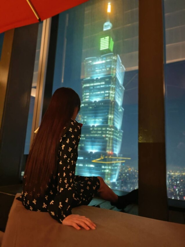 48185.jpg - 【台北】信義區高空酒吧。南山微風CE LA VIˋ Taipei48樓。360度環景觀看101夜景