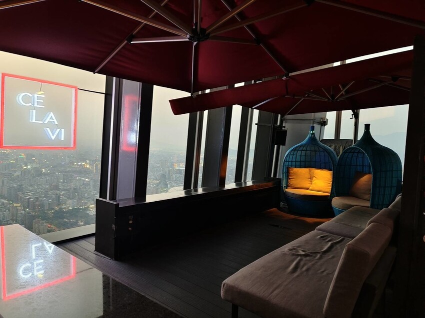 48210.jpg - 【台北】信義區高空酒吧。南山微風CE LA VIˋ Taipei48樓。360度環景觀看101夜景