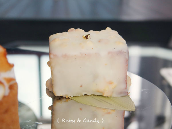 馬達加斯加 香草斑蘭磅蛋糕 (1).JPG